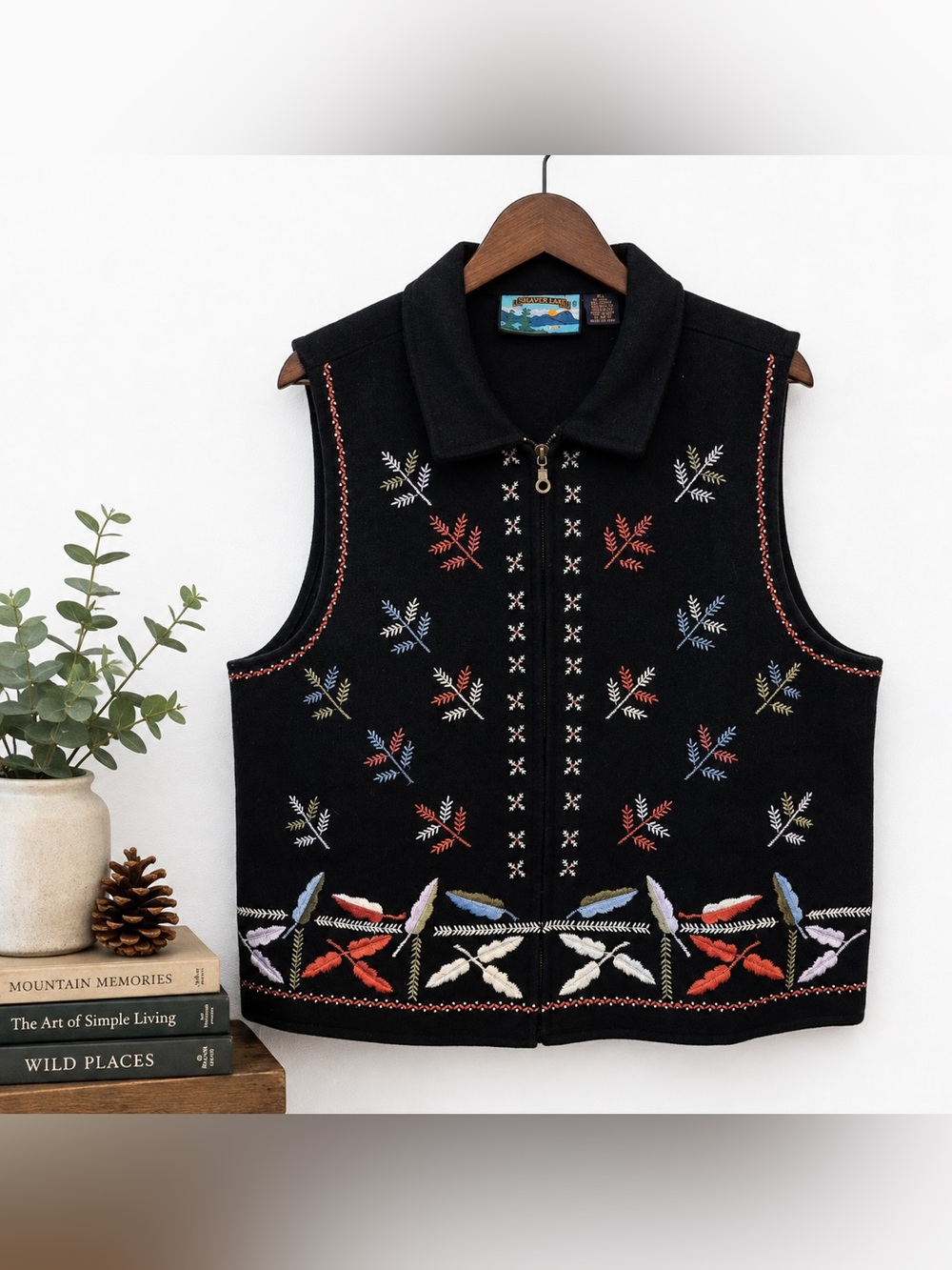 Vintage Embroidered Wool Blend Folk Art Zip Front Vest XL